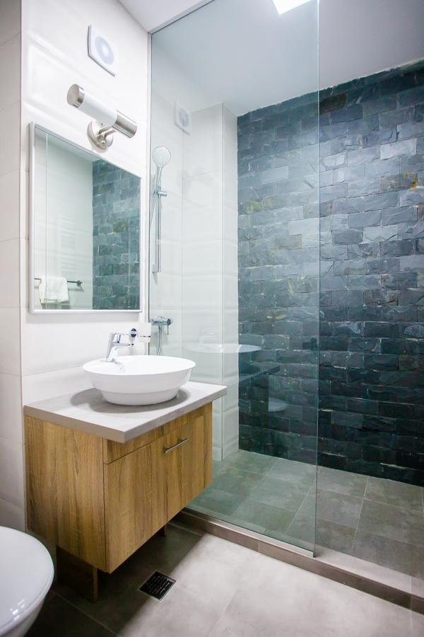 Lira Apartment *